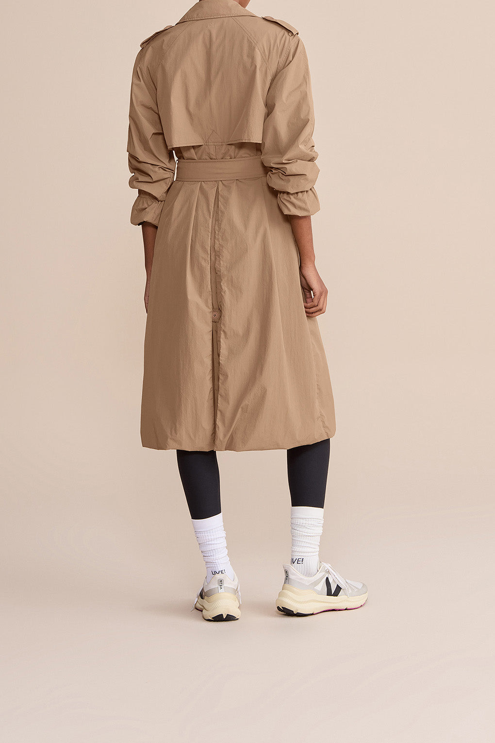 Long Beige Dust